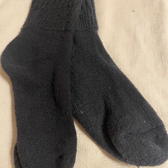 Threddies Black Cotton Slouch Socks (pack of 6) - Picture 2 of 6